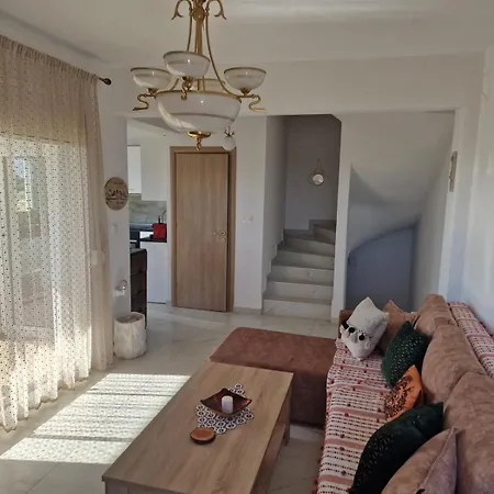 Villa Victoria House