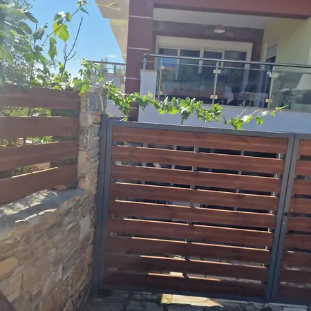 Victoria House Villa *