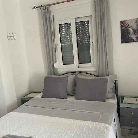 Victoria House * Polýgyros