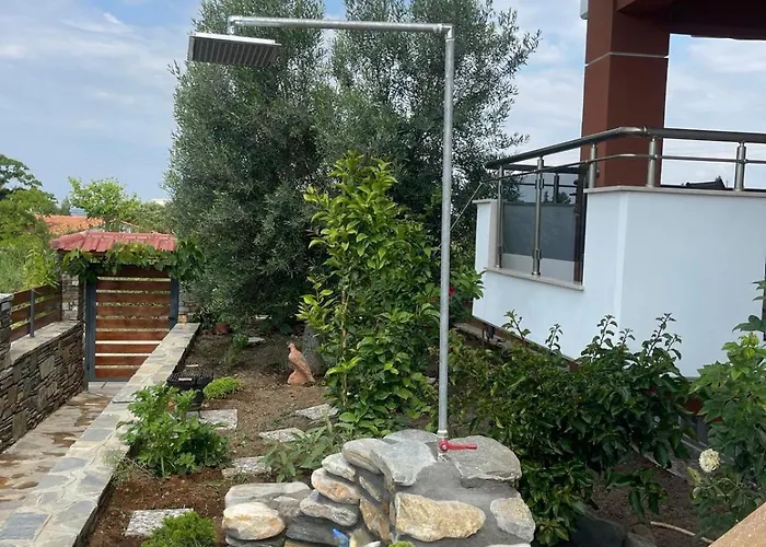 Victoria House Villa *