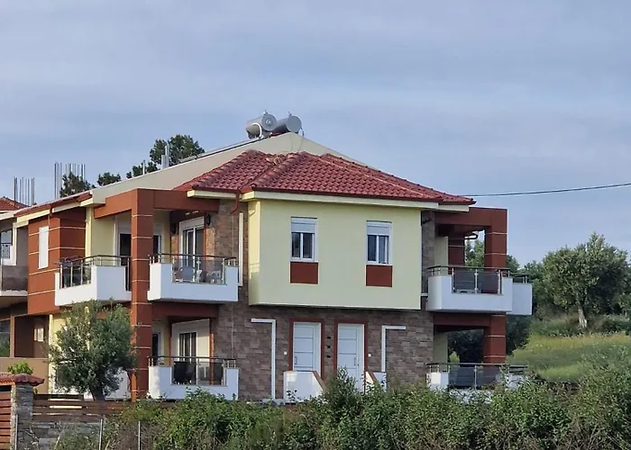 Victoria House Polýgyros